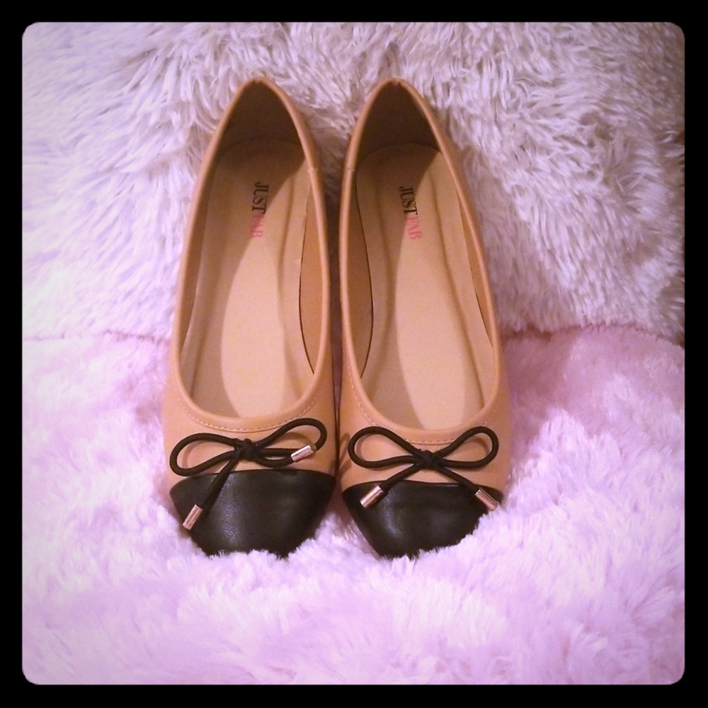 NEW Ballet flats